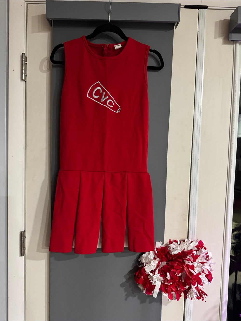 Red Sleeveless Pleated Kids cheer Dress with Logo with pompoms